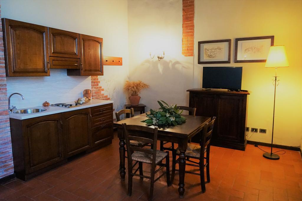 Agriturismo Antico Borgo Poggitazzi Villa Loro Ciuffenna Luaran gambar